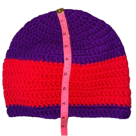 Beanie Hat Women's OS Purple Red Crochet Handmade Flower  NEW‎ - Picture 4 of 4